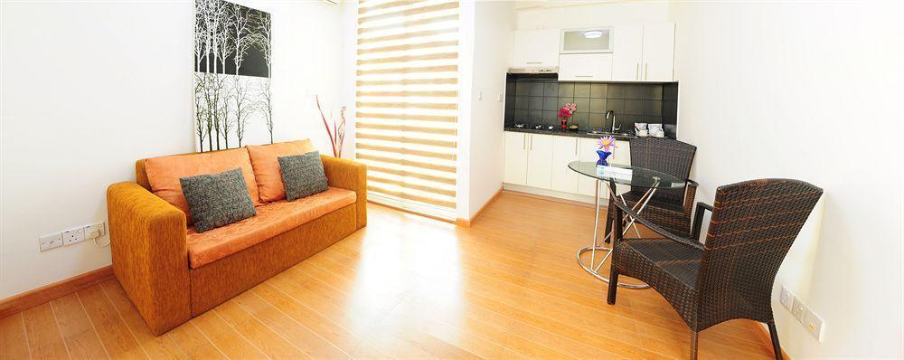 Holidaymakers Inn Hulhumale Exterior foto